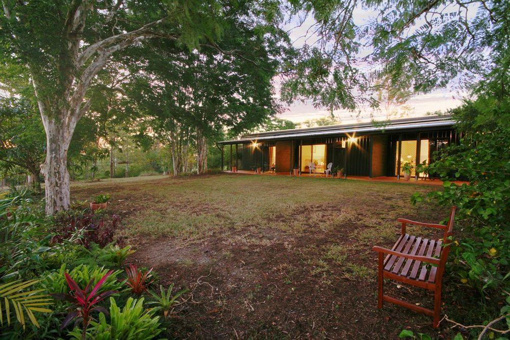 Lagoon Pocket Bed & Breakfast ภายนอก รูปภาพ